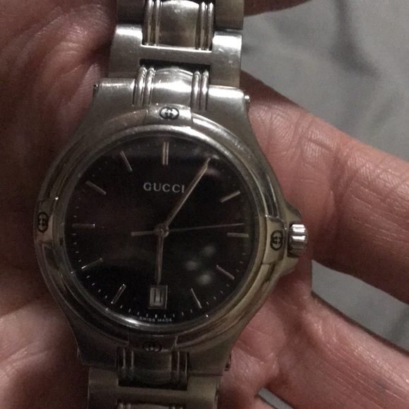 Gucci watch - Picture 4 of 5